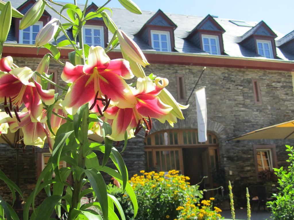 Juffer Flair Restaurant Gaestehaus Brauneberg Bagian luar foto